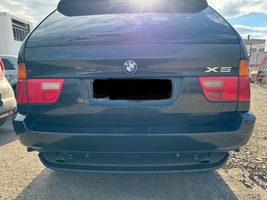 Задний бампер от BMW X5 E53 дорест