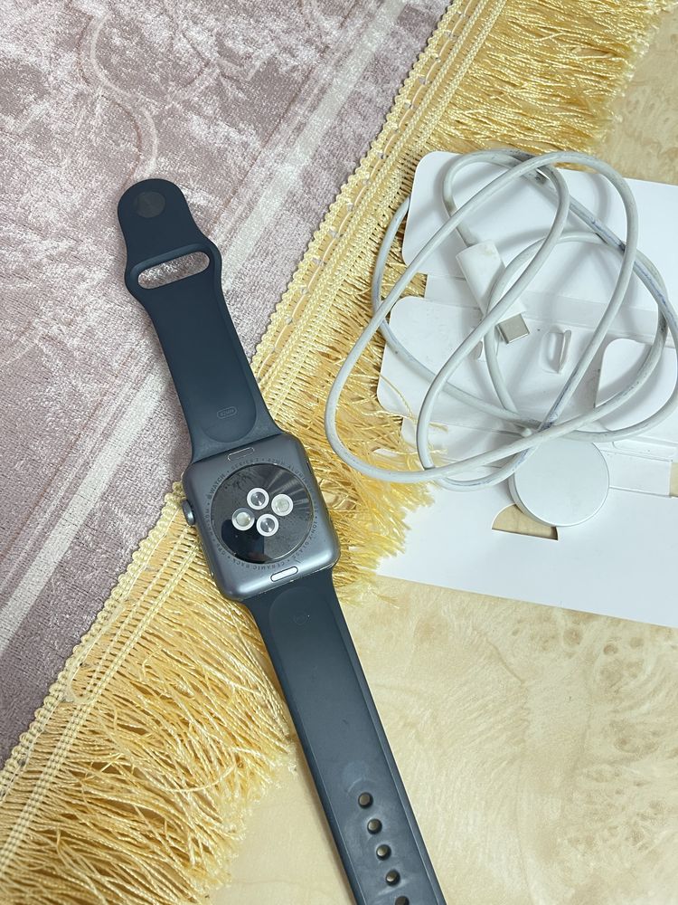 Apple Watch Series 2 — 42 мм
