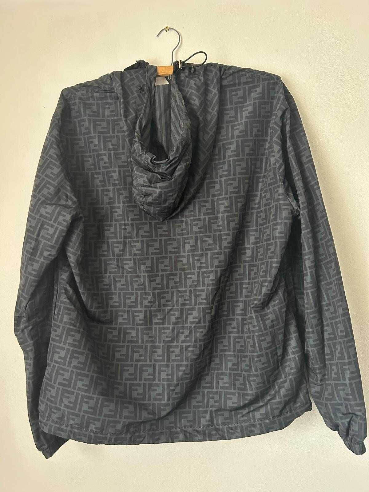 WindBreaker Fendi, Marimea L ( se poate purta lejer si M ) , Noua