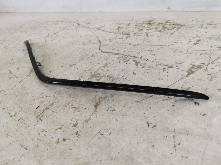 Декоративен Елемент Предна Броня Ляв Мерцедес-Бенц ГЛЕ-Клас / Mercedes