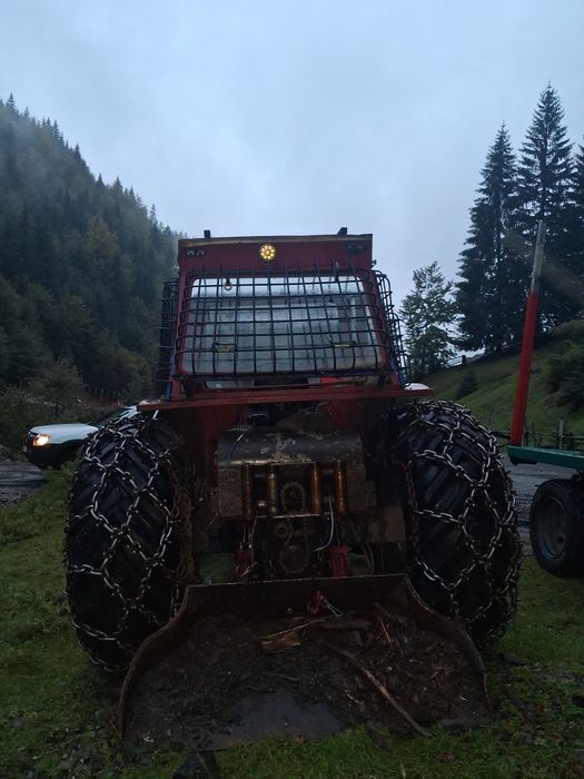 Tractor 1010 echipat forestier Motor iveco 180
