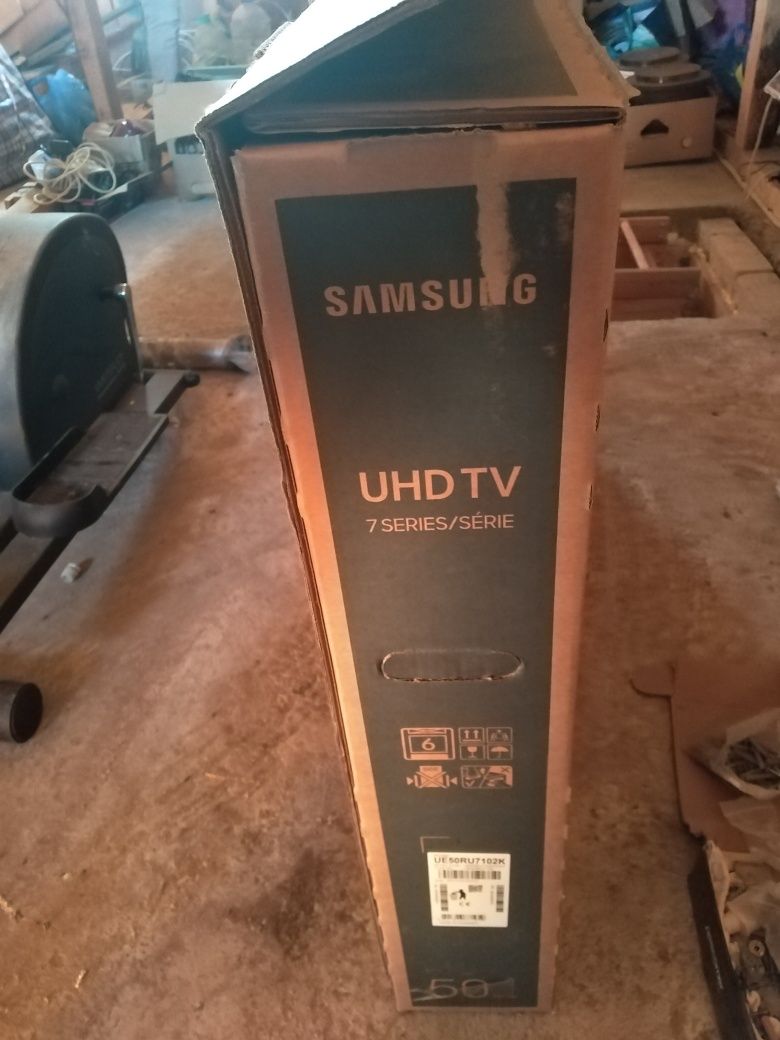 TV Samsung pentru piese diagonala 125