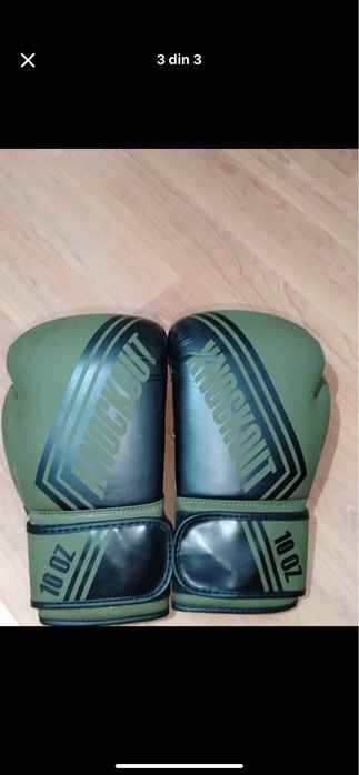 Se vand Manusi de box