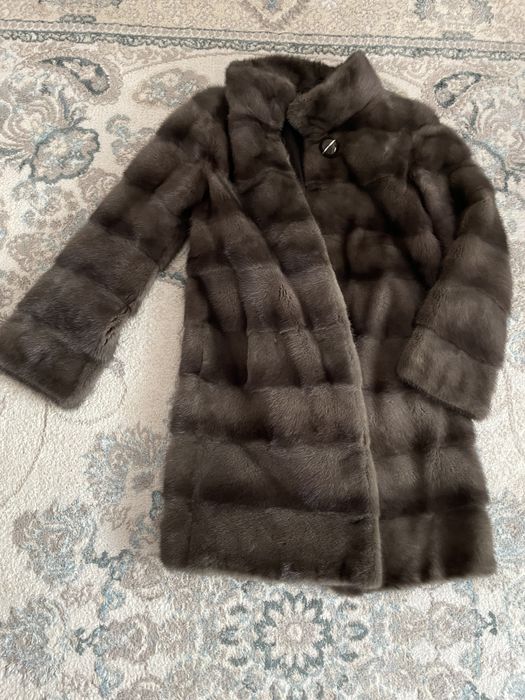 Продам норковую шубу