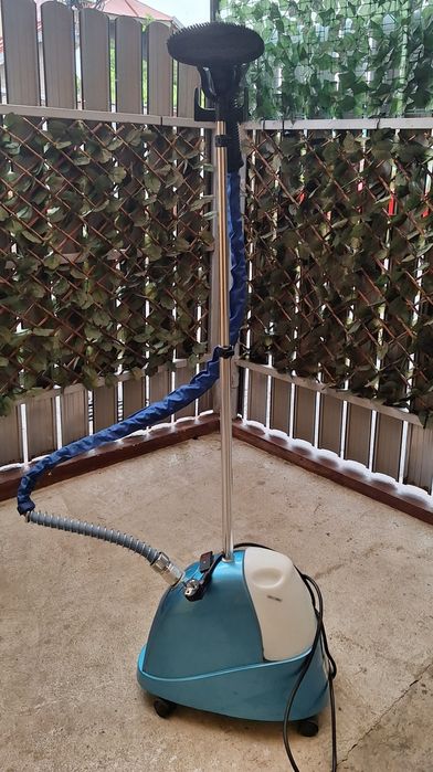 Aparat de călcat vertical