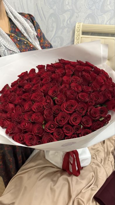 Цветы, букет  51 и 101 роза