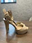 Кожени обувки на тока GUESS 35 р, тока 12 см
