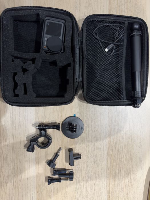 Camera DJI Osmo Action 3 + cutie transport