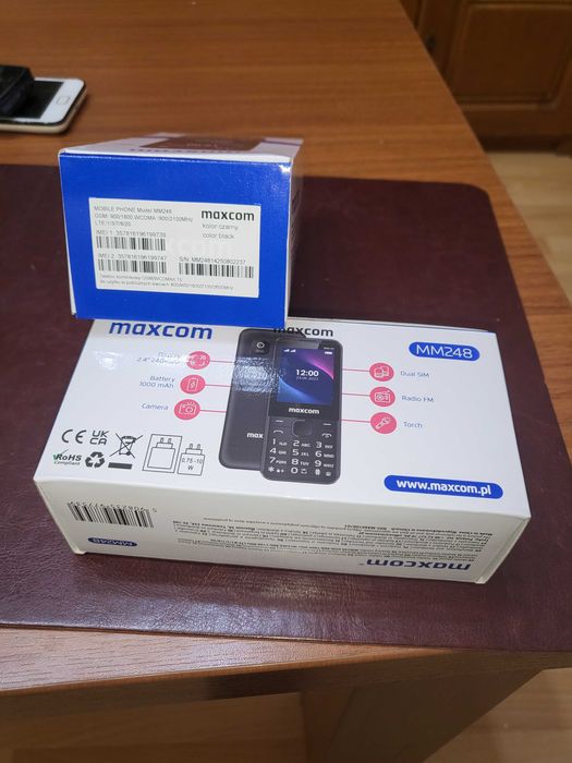 Telefon Seniori Maxcom MM248 4G Dual Sim Black