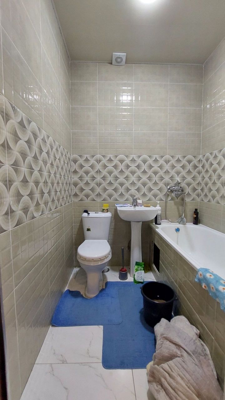 1 ком. квартира, 30 м².  1/1/1. Дом кирпич. Евроремонт. Старые Сергели