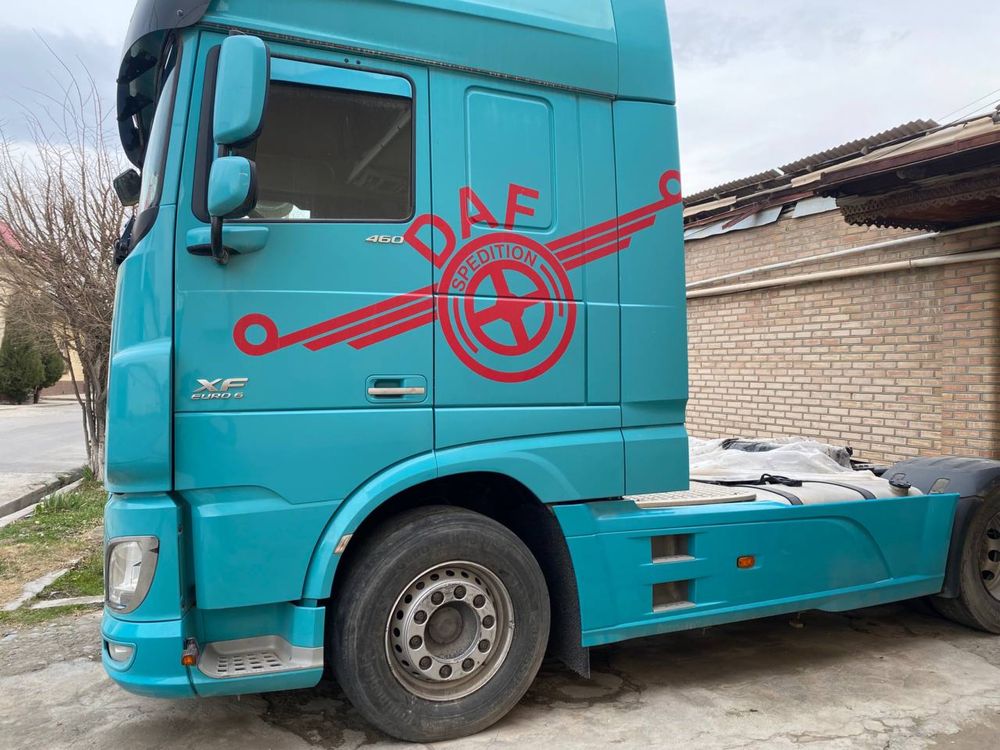 Тягач DAF XF 460FT EURO-6 standart