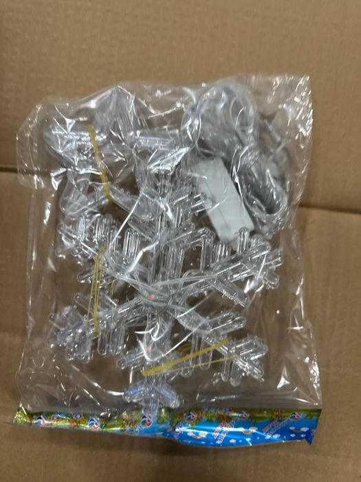 Қор парчалар Снежинка