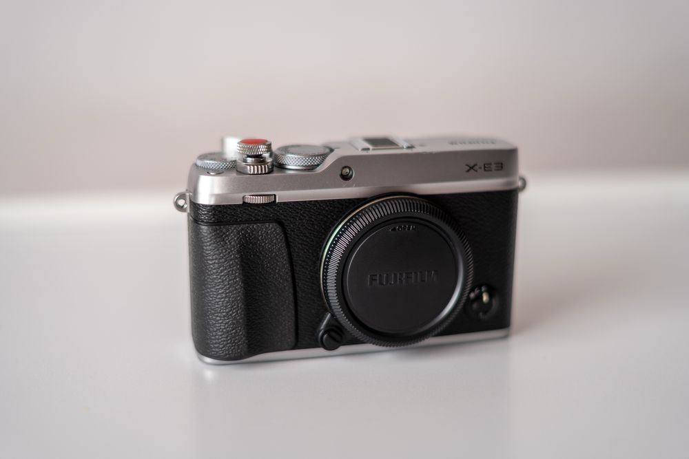 Fujifilm X-E3 сребърен
