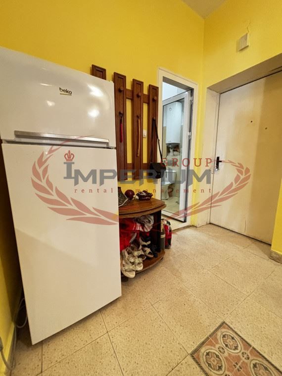 Дава се под наем Тристаен апартамент в Варна, ВИНС - 70 кв.м за 663 € - Снимка #6