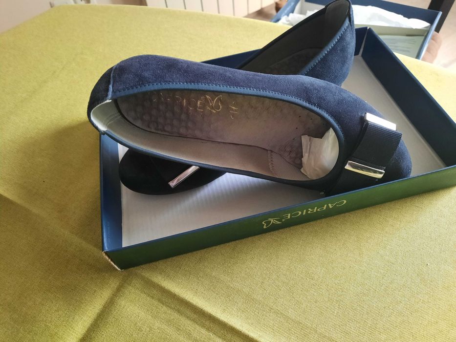 Обувки марка Каприс