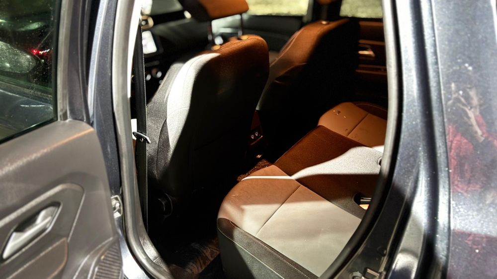 Dacia Duster 2023 – 1.5 dCi 4x4 Manual | Full Option | Predare Leasing