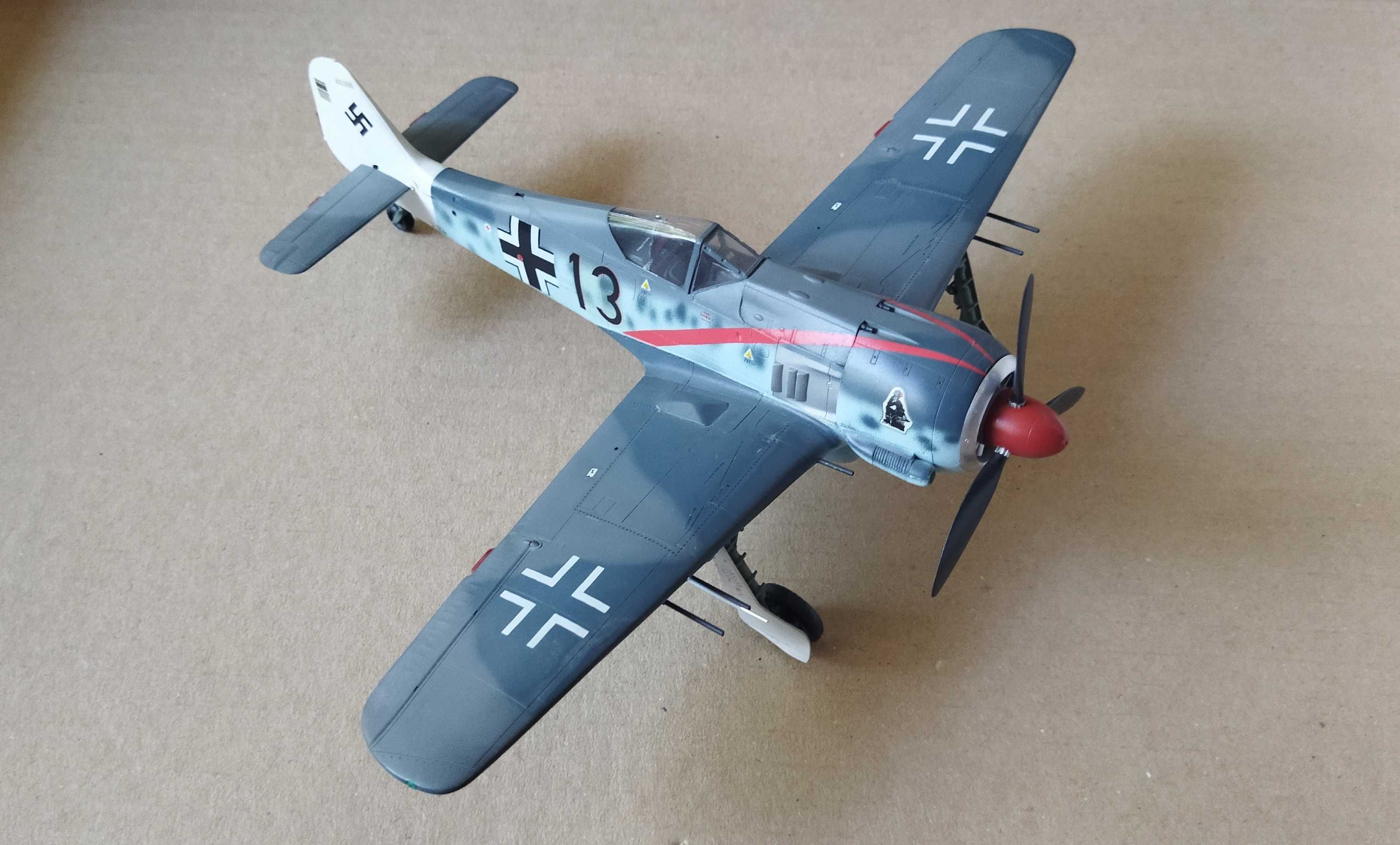 подарочная модель самолёта Spitfire 1/48 Tamiya Japan!!