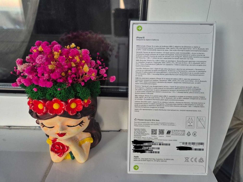 Vand Iphone 15 negru 128Gb (sigilat/garantie 24 luni)