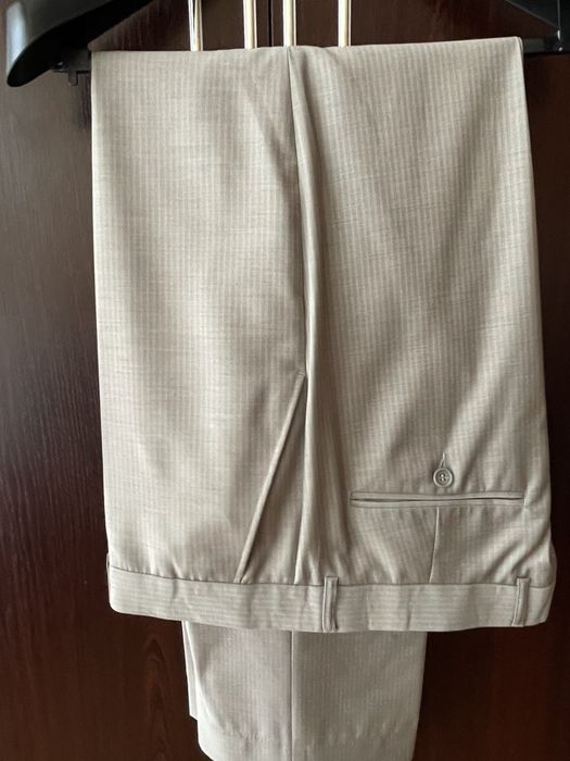 Мъжки костюми 52 номер