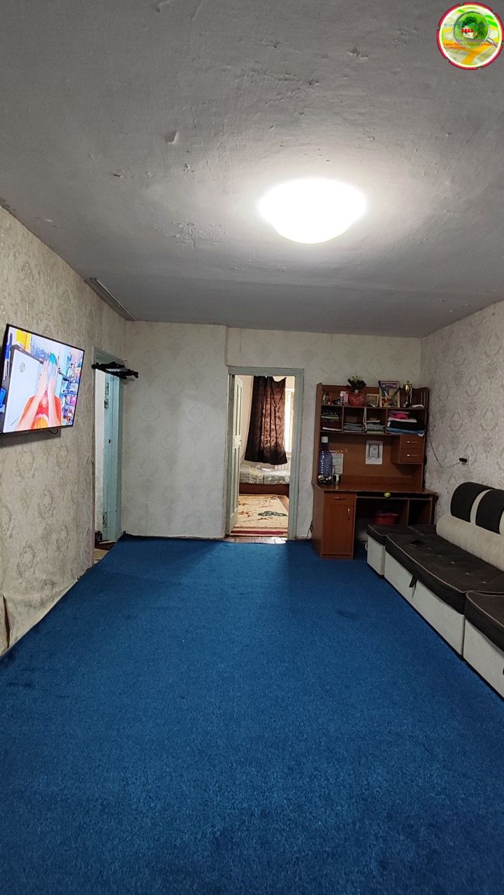 Продаётся М.Улугбекский район 2х ком/1/2. Цена 53000 у.е