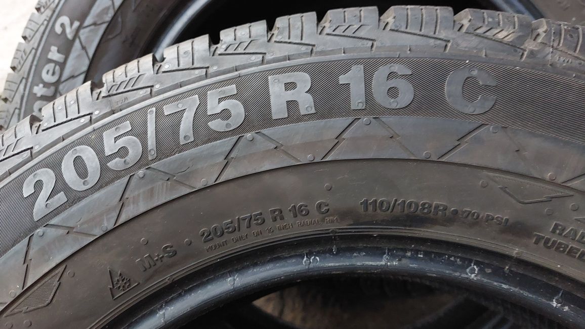 Зимни гуми за Бус 205/75/16 C Continental VancoWinter 4 броя