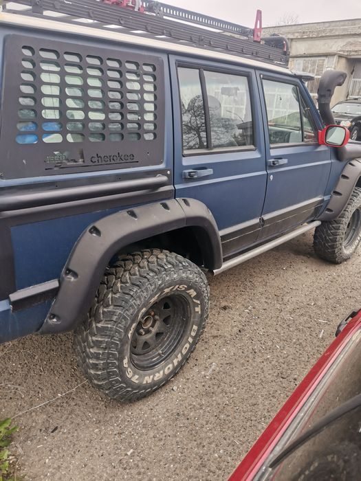 Уширители за калници на jeep cherokee xj