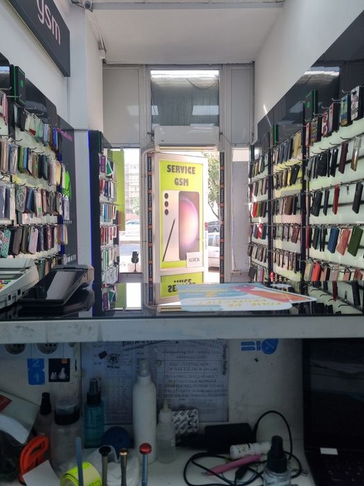 Cedez afacere magazin gsm si reparatii telefoane