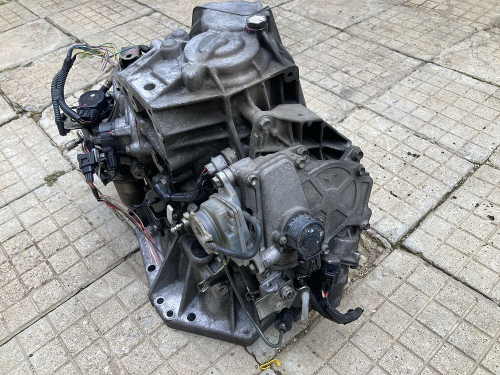 Автоматична скоростна кутия за тойота/Toyota 1.4D4D 90кс 09-12г
