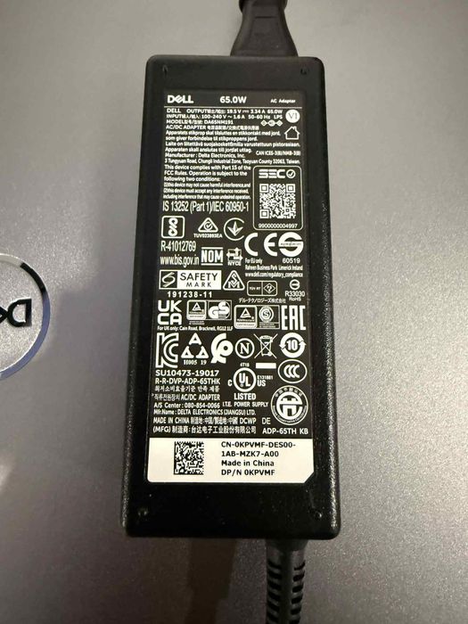 Dell Vostro 5415 - 16GB RAM, 1TB SSD, AMD Ryzen 7 5700U, Windows 11PRO