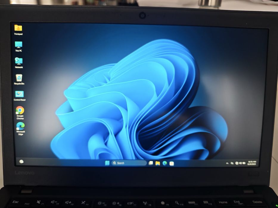 Thinkpad x260 FullHD i5 6200 8ram