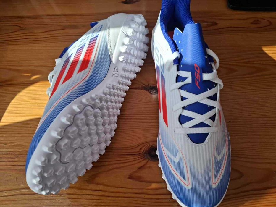 Мъжки стоножки / футболни обувки ADIDAS F50 Club