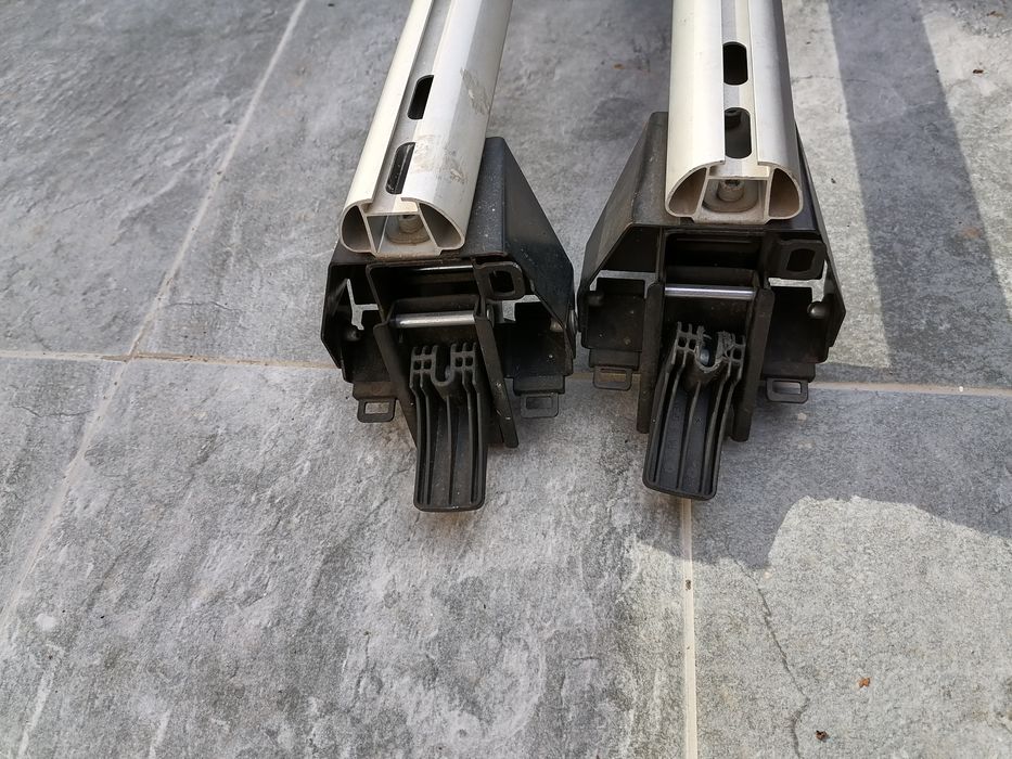 Греди за багажник оригинални за Опел Зафира и багажник