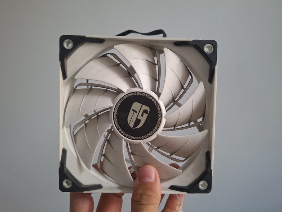 Gamerstorm tf 1205 сто20mm вентилятор кулер