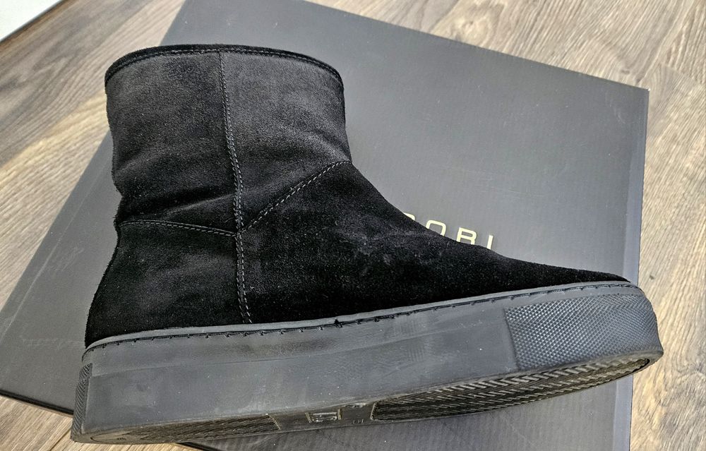 Ghete piele întoarsă Anna Cori mărimea 37