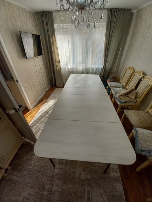 Стол книжка в отличном состоянии