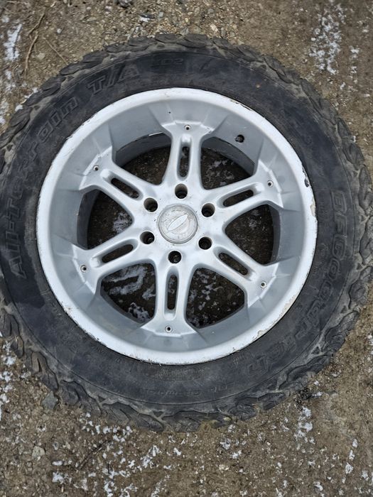 Продам диски с резиной