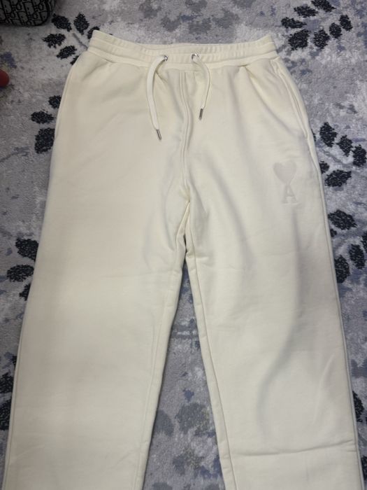 Ami Paris Sweatpants