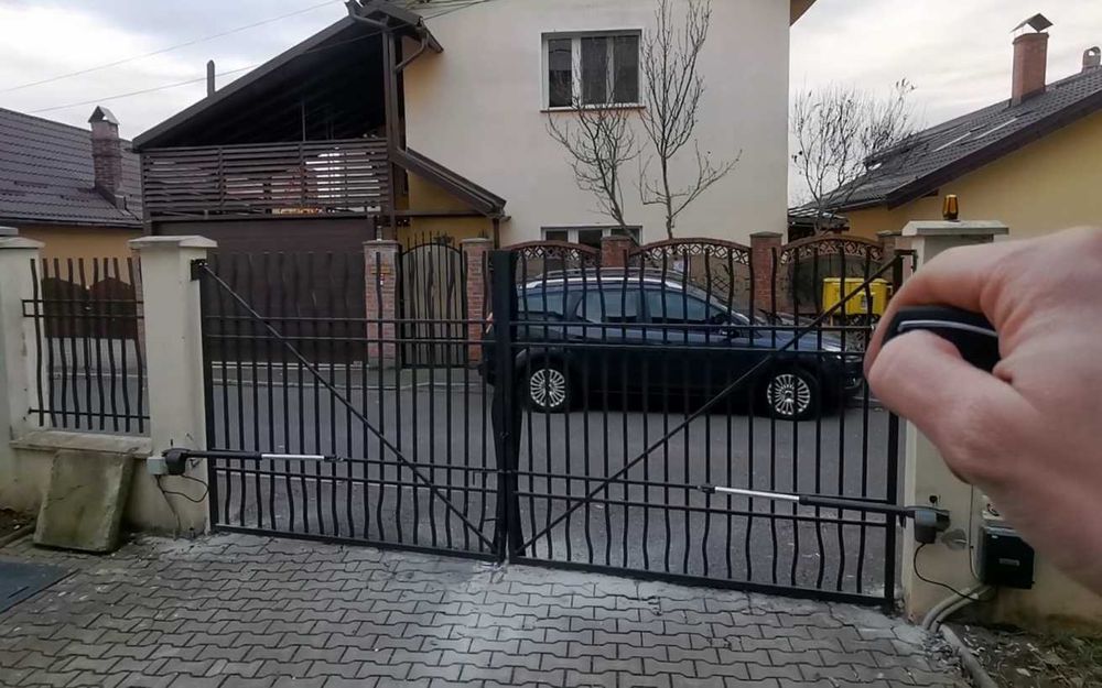 Automatizare poarta batanta culisanta sina Motorline montaj Baia Mare