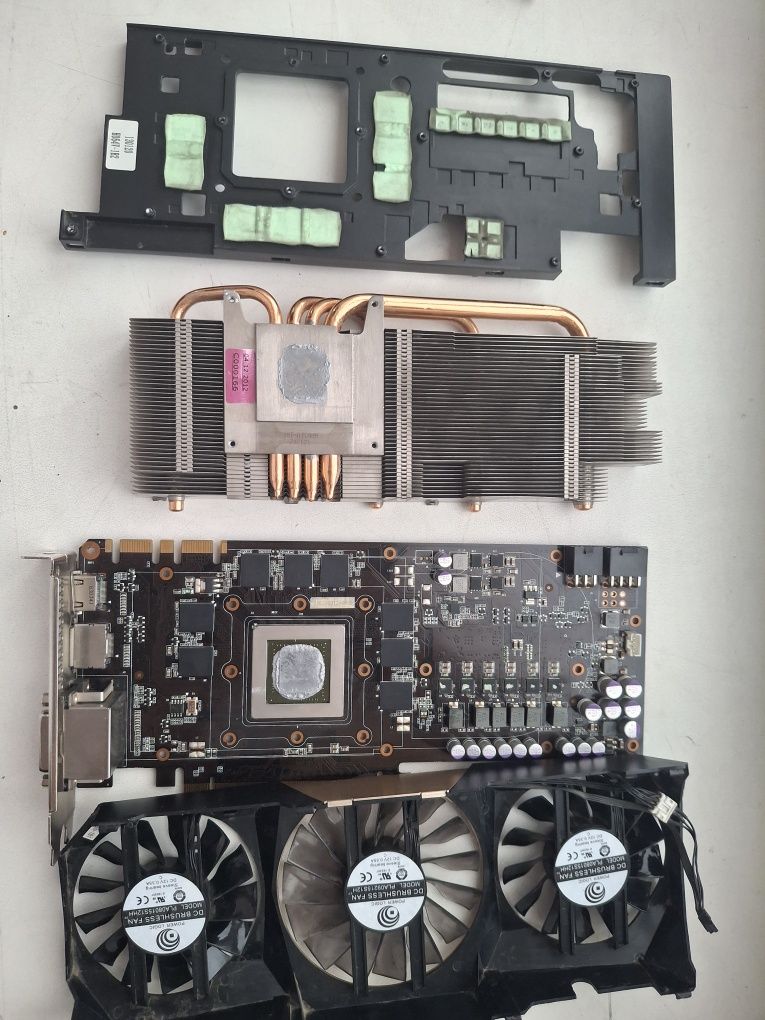 Продам нерабочую видеокарту Geforce gtx 680