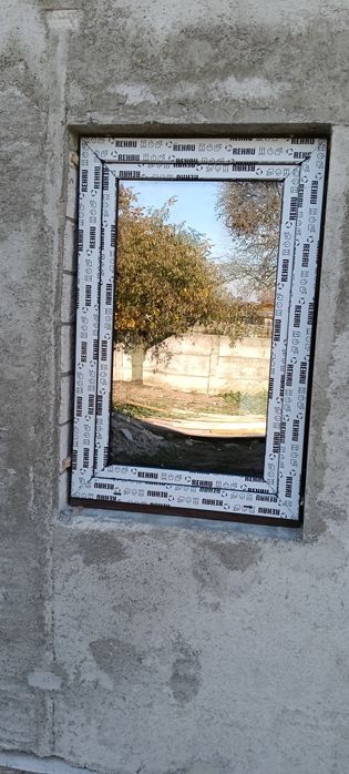 Sticla și tâmplărie PVC