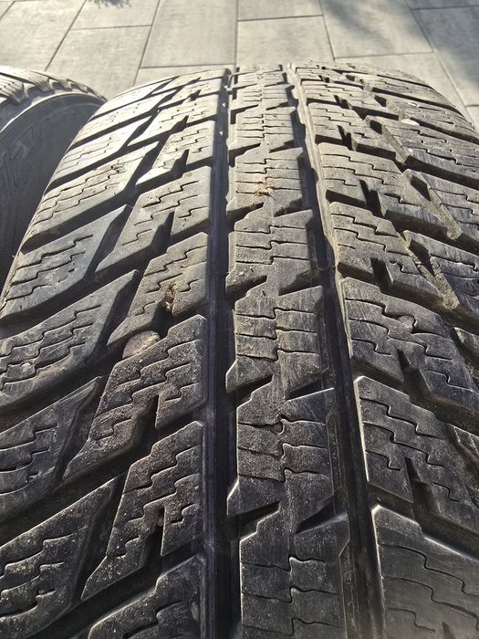 2 cauciucuri de iarna NOKIAN 215 60 17