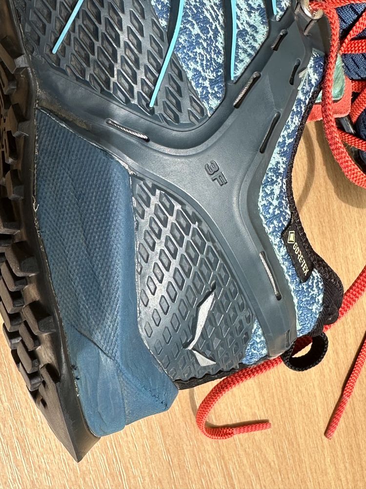 Salewa Wildfire GTX Poseidon/Capri Gore-Tex туристически обувки, 40