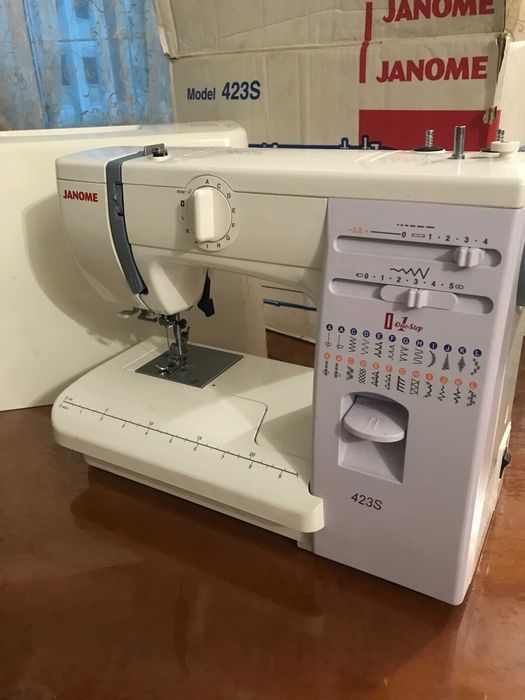 Швейная машинка janome 423s