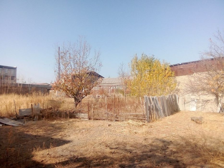 Продается земля по застройку 25 сотк сентр гореде