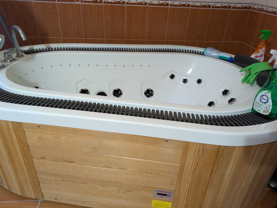 Cada cu hidromasaj SPA-083