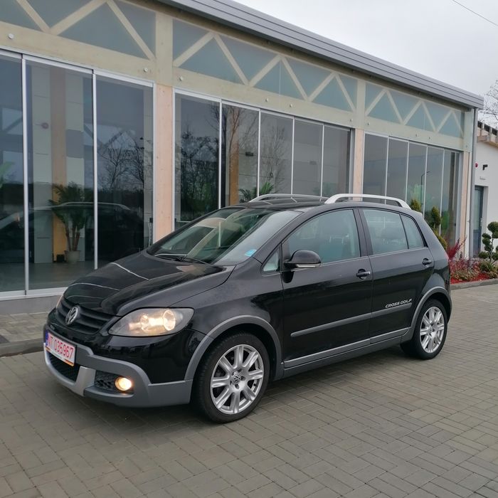 Volkswagen Golf 5 Plus Cross, 1.4 benzina, înmatriculat recent