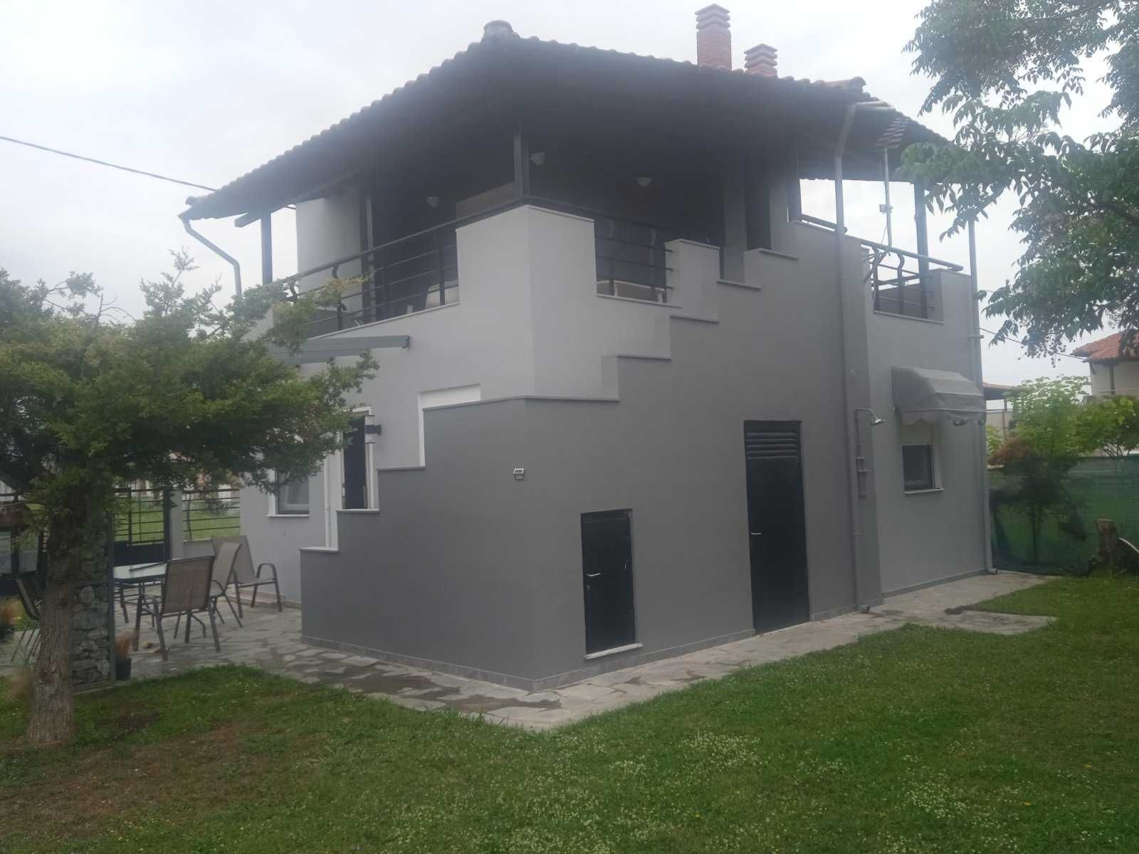 ПРОДАВА Самостоятелна къща - мезонет в Паралия Каряни, Кавала