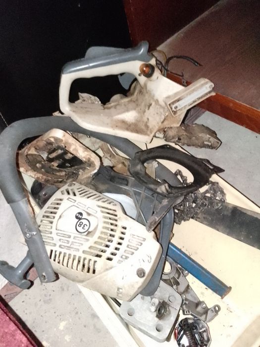 Vând piese de drujba model 38 PCS