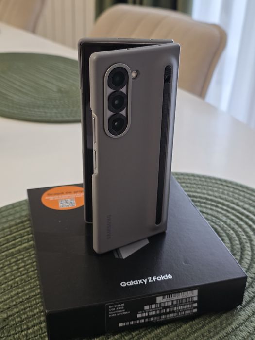 Vând Samsung Galaxy FOLD 6 512GB
