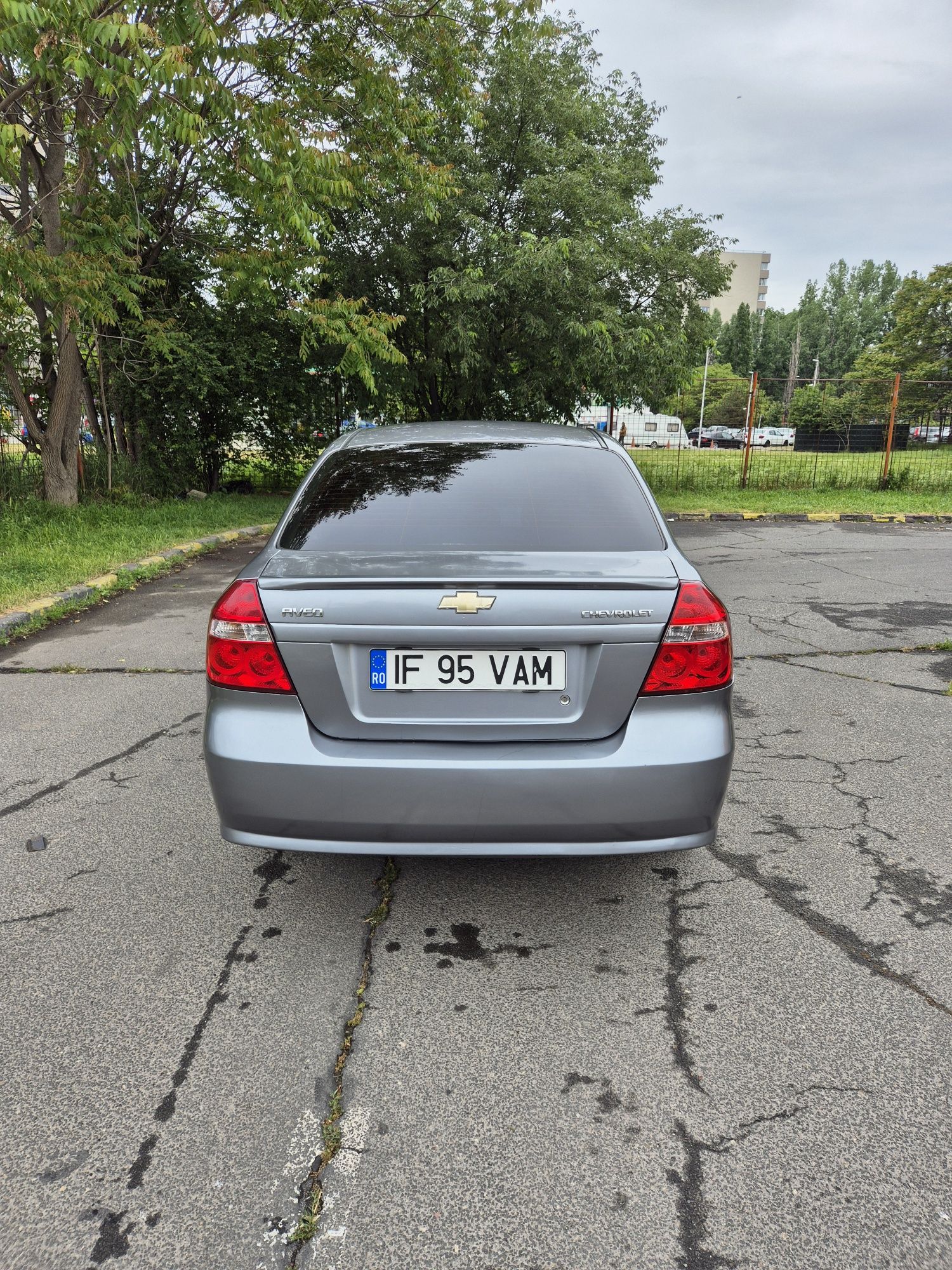 Vând Chevrolet Aveo